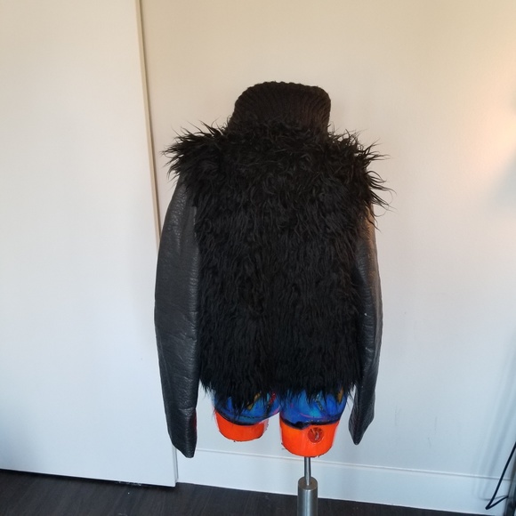 Blk distressed leather Faux Fur moto jacket - Picture 2 of 6